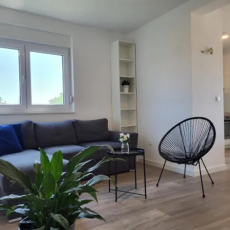 Vila Maslina-apartman Br.4 *
